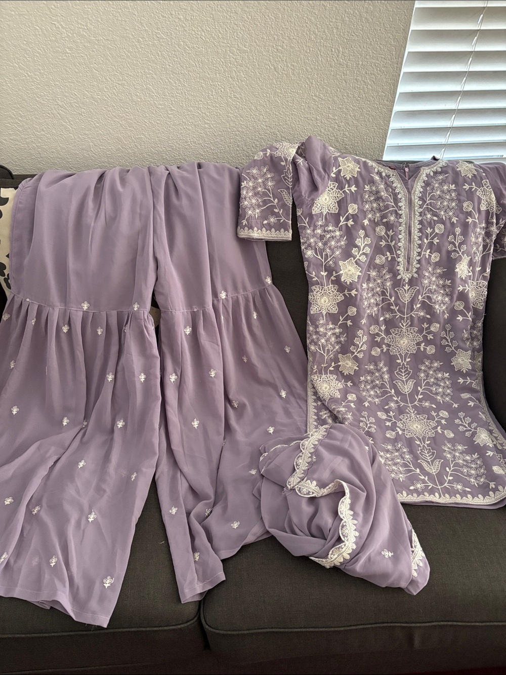 Lavender Embroidered Women's Chemise Set - Delicate Lavender